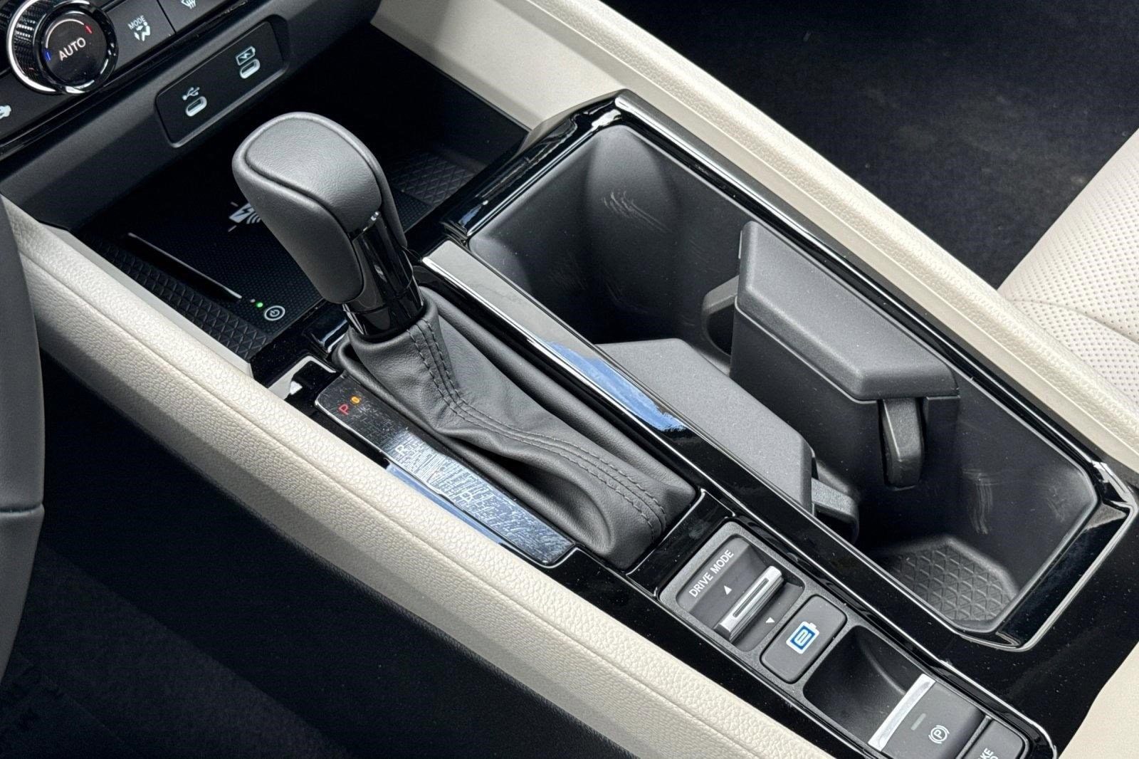 2026 Honda Accord Hybrid EX-L - Photo 18