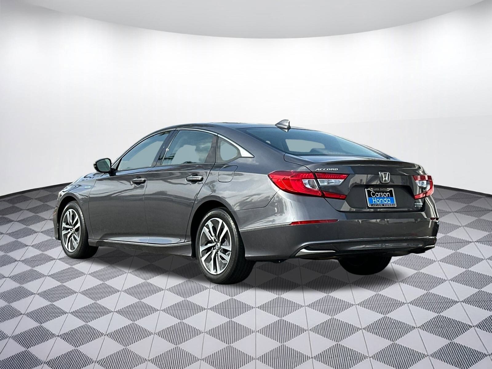 2020 Honda Accord Hybrid Touring photo 3