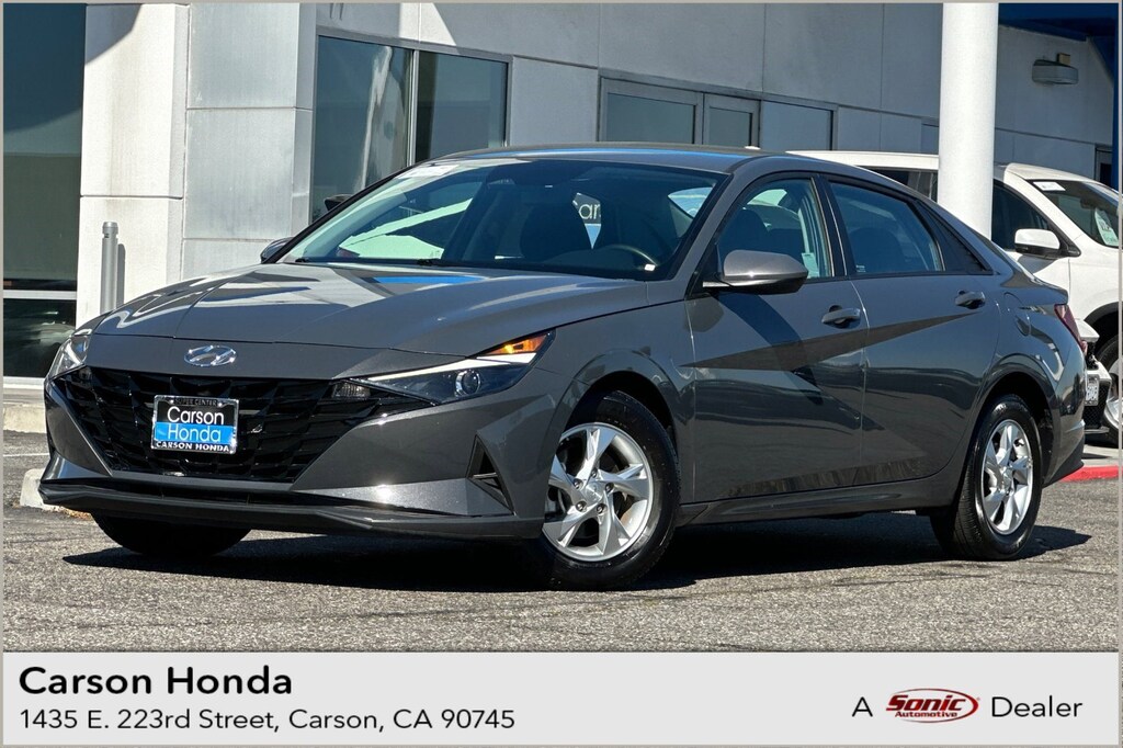Used 2023 Hyundai Elantra SE Sedan