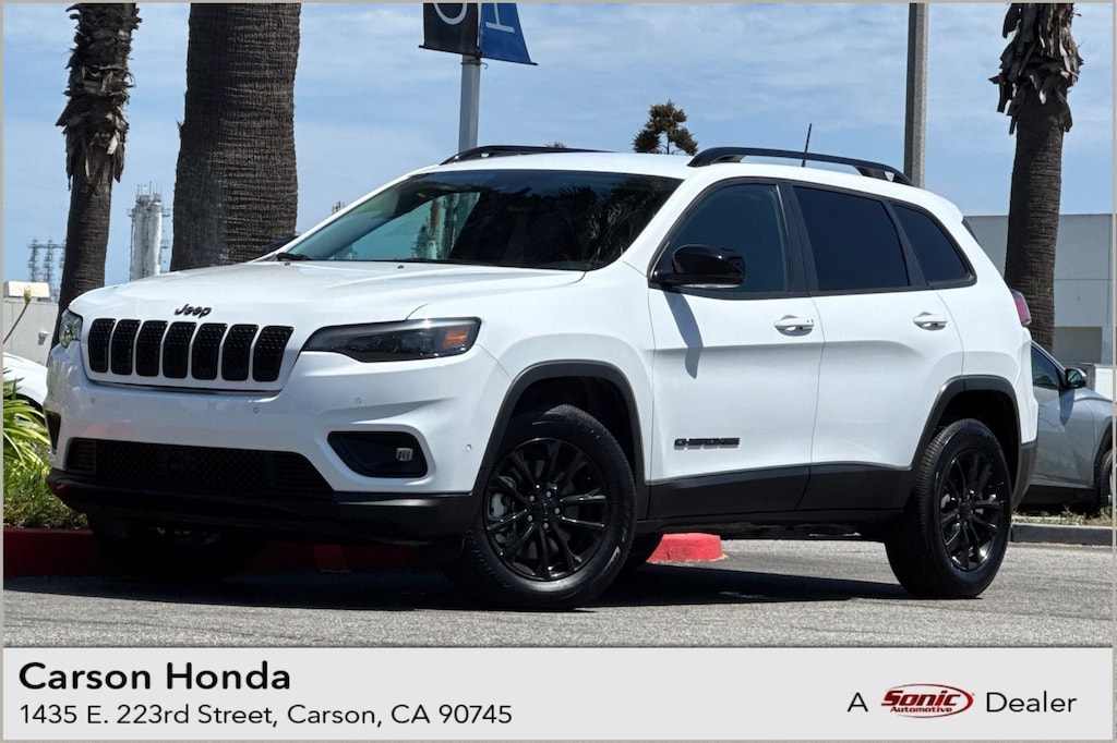 Used 2023 Jeep Cherokee Altitude Lux SUV