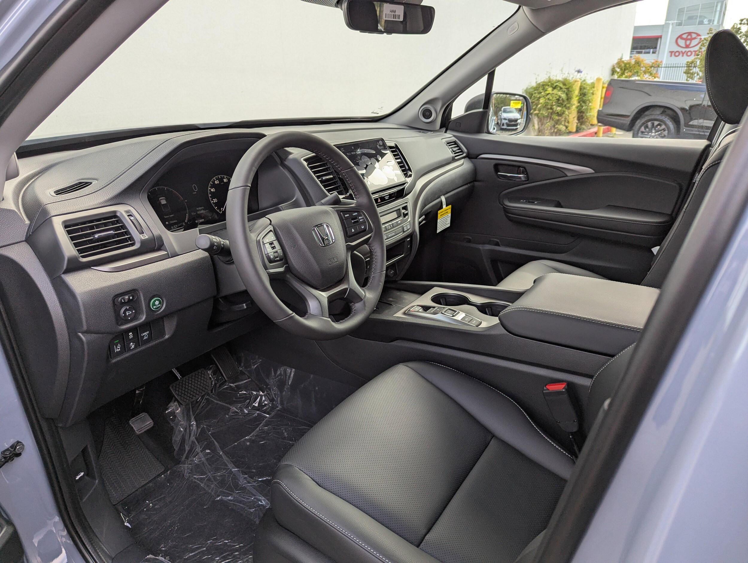 2025 Honda Ridgeline RTL photo 4