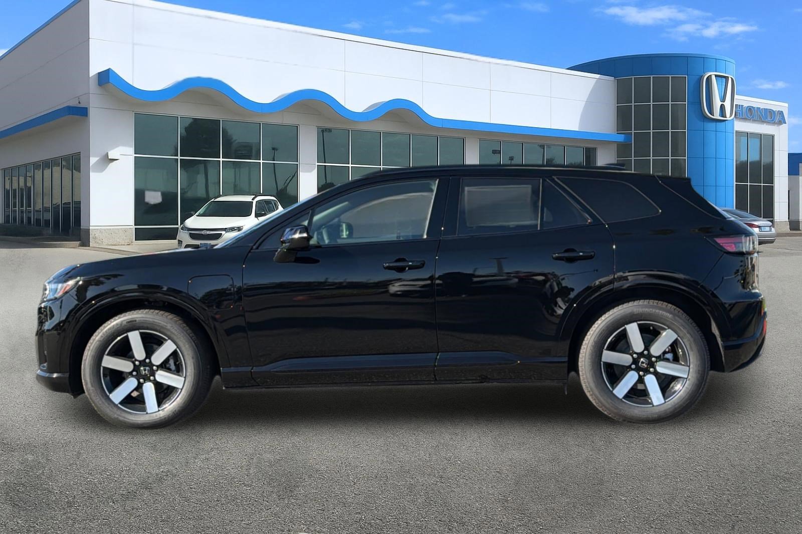 2026 Honda Prologue Touring photo 2