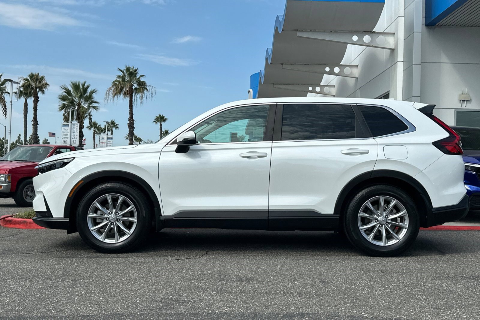 2023 Honda CR-V EX-L photo 2