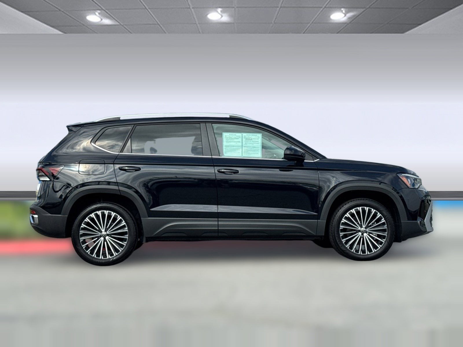 2025 Volkswagen Taos SE photo 6