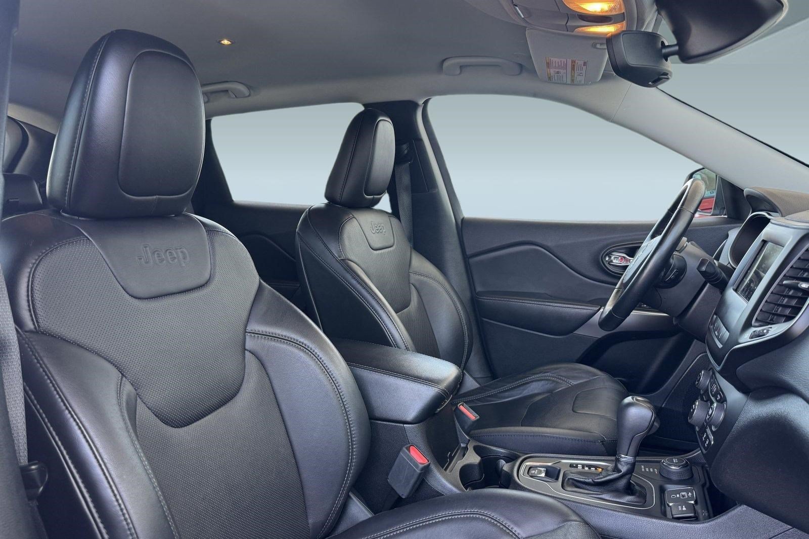 2021 Jeep Cherokee Latitude Lux - Photo 30
