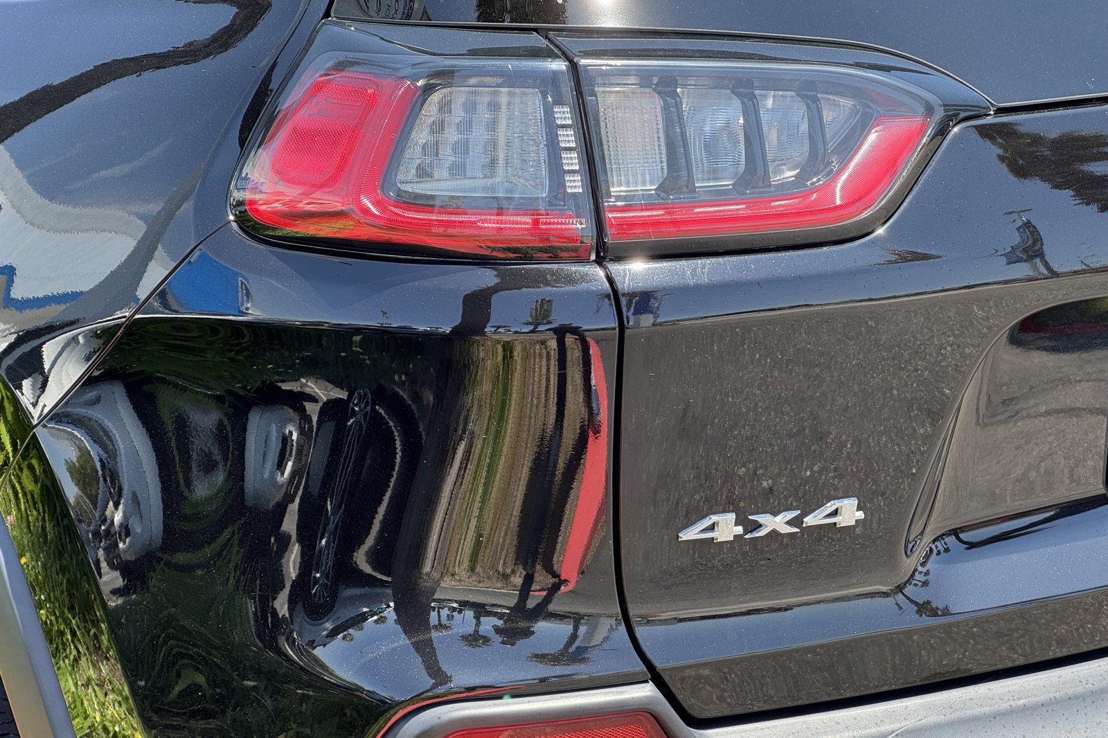 2021 Jeep Cherokee Latitude Lux - Photo 26
