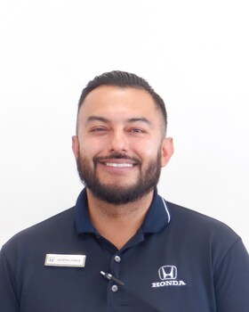 Staff member Joseph Jorge from ID_9e73f5
