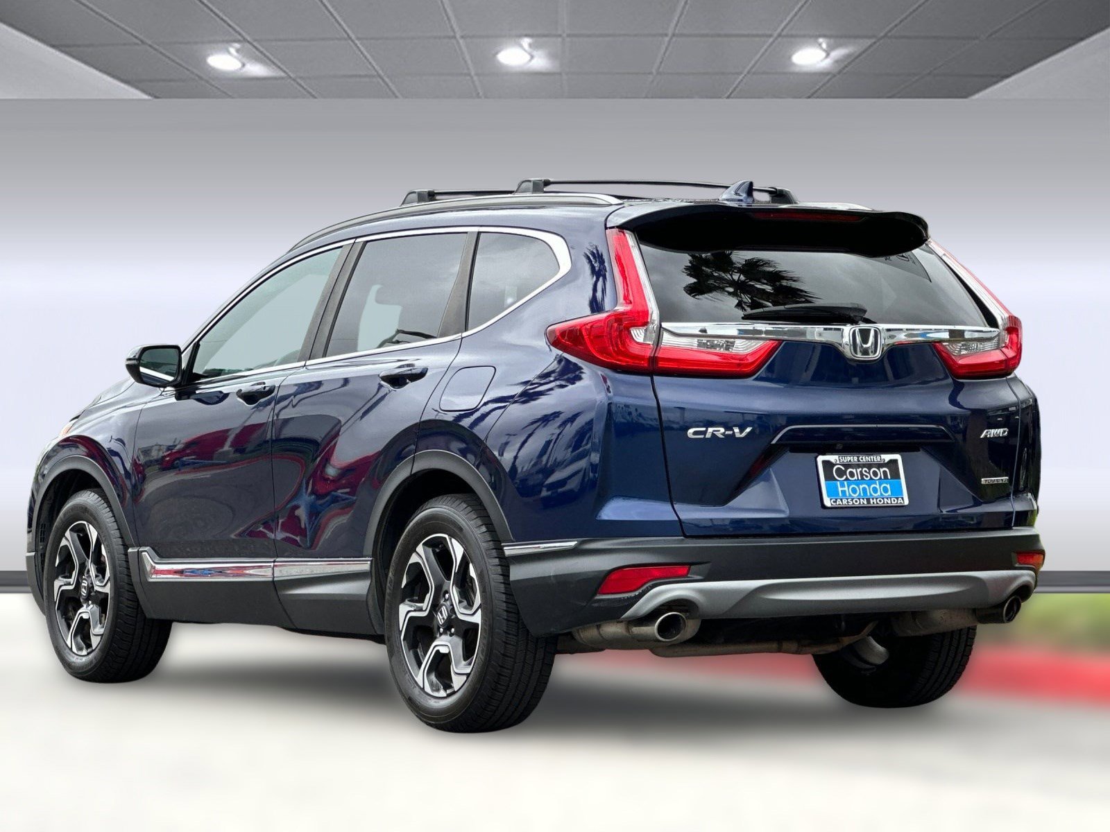 2018 Honda CR-V Touring photo 2