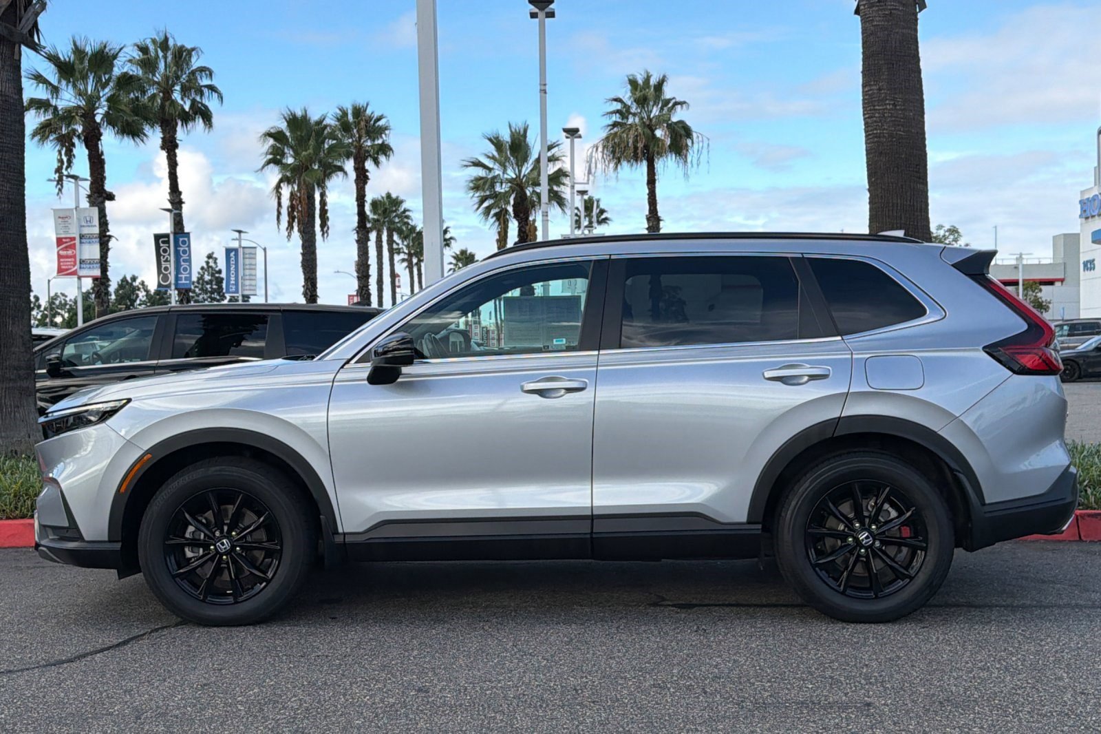 2024 Honda CR-V Hybrid Sport-L photo 2