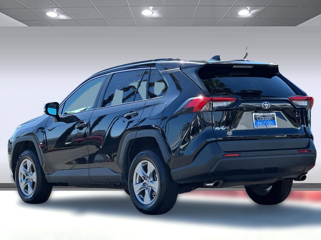 Used 2023 Toyota RAV4 XLE SUV