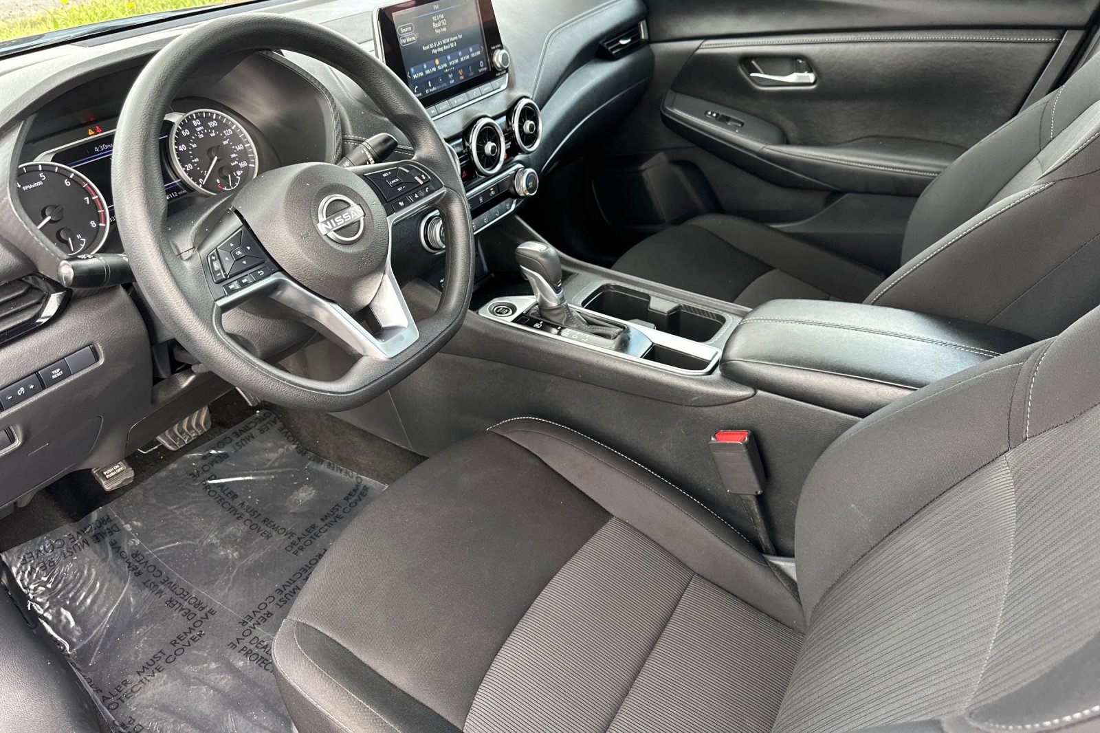 2024 Nissan Sentra SV photo 4