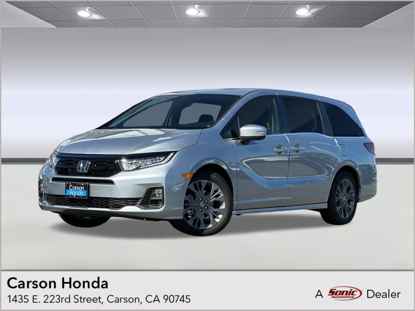 2026 Honda Odyssey Touring's photo