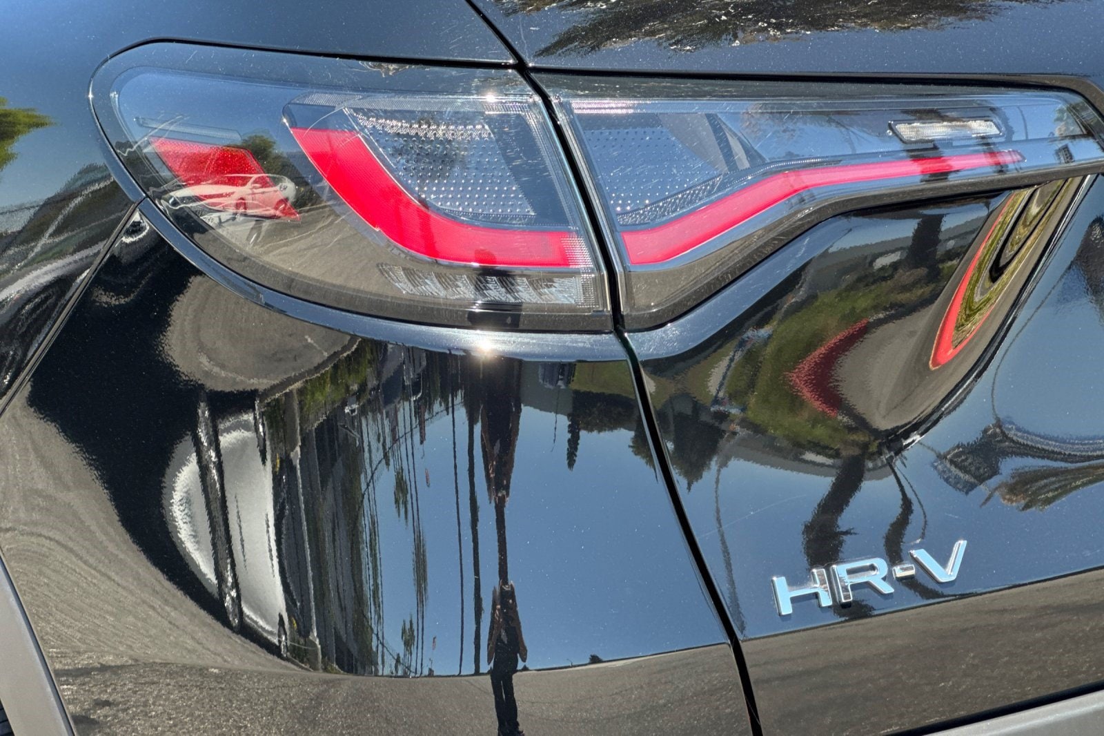 2025 Honda HR-V Sport - Photo 28