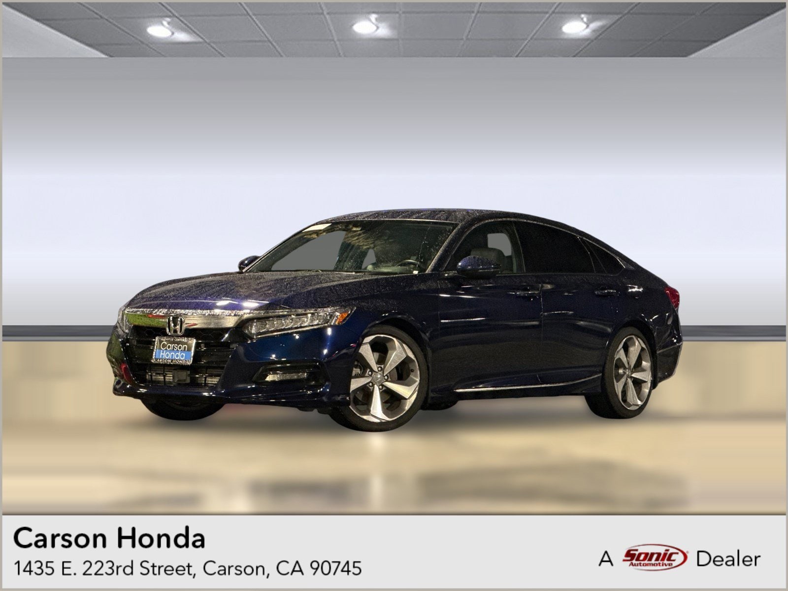 2018 Honda Accord Touring's photo