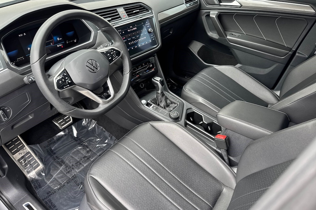 Used 2022 Volkswagen Tiguan SE R-Line Black SUV