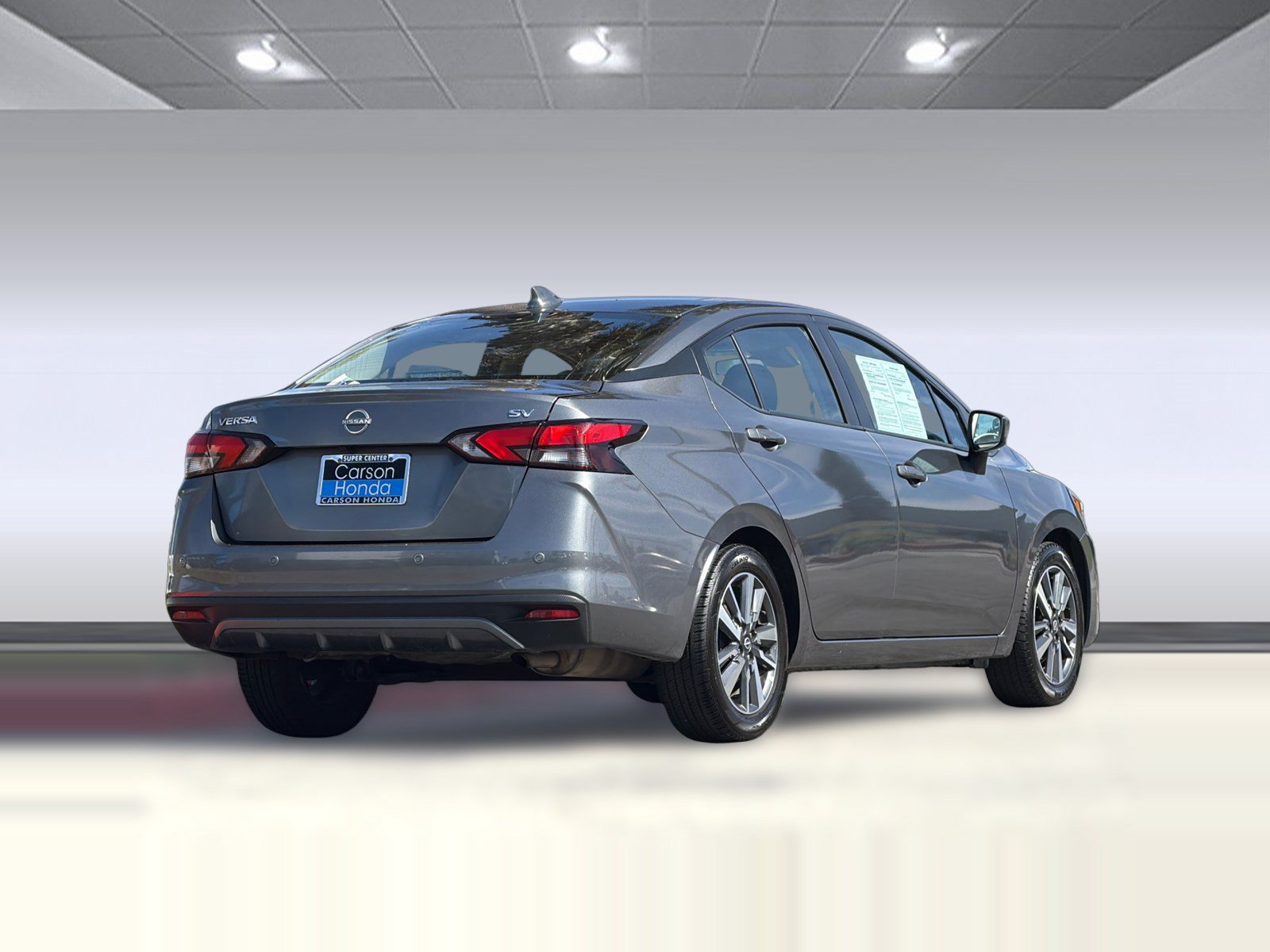 Versa SV Sedan