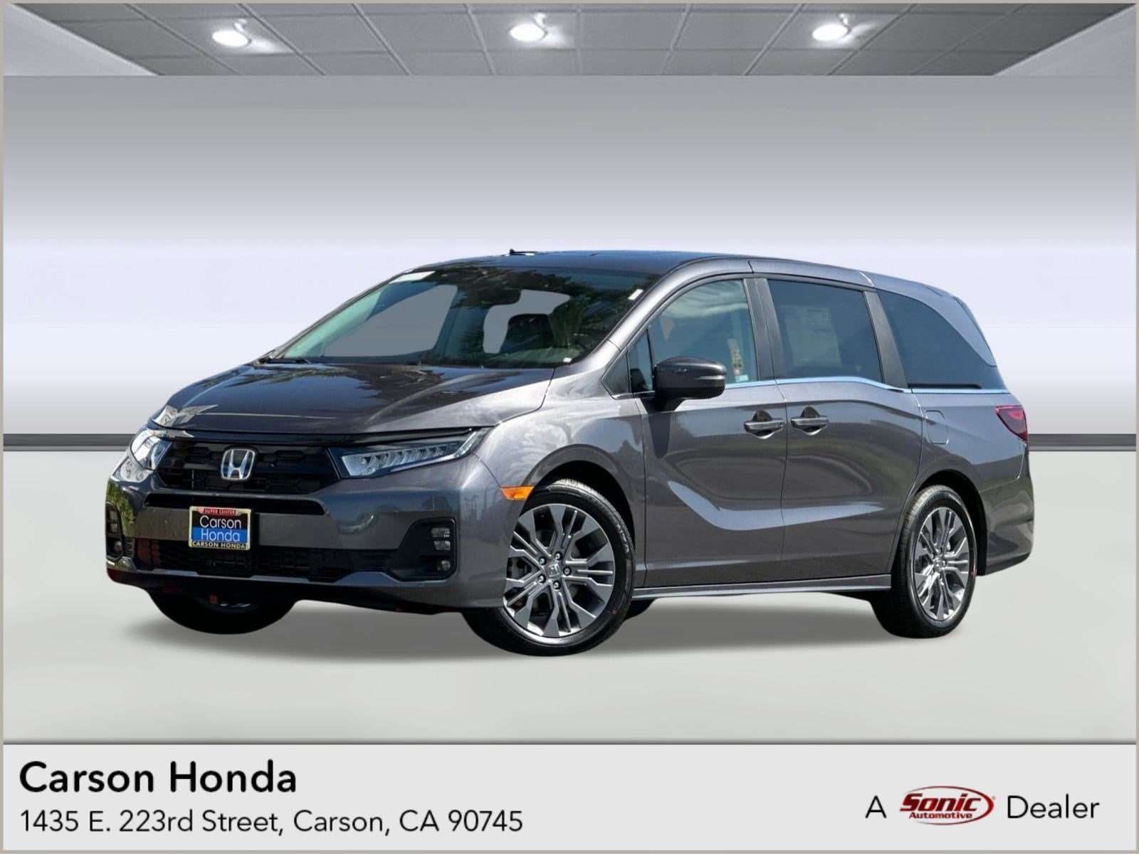 2026 Honda Odyssey Touring's photo