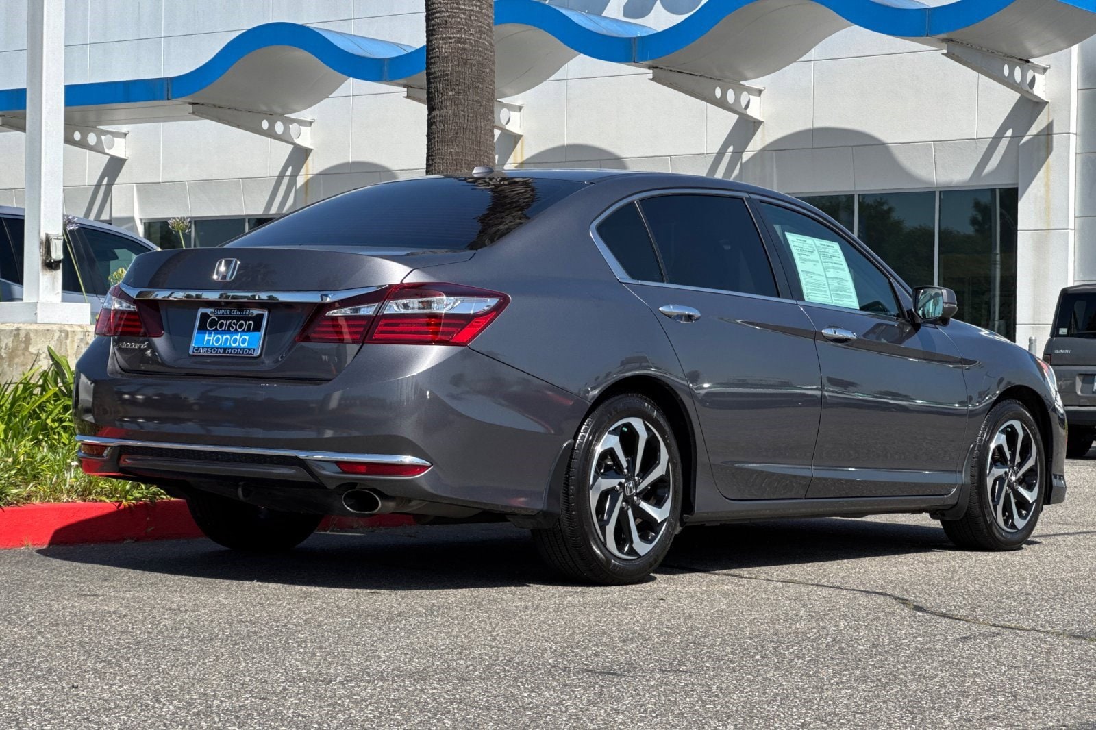 2017 Honda Accord EX photo 3
