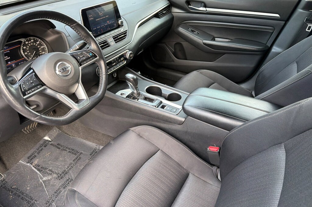 Used 2019 Nissan Altima 2.5 SV Sedan