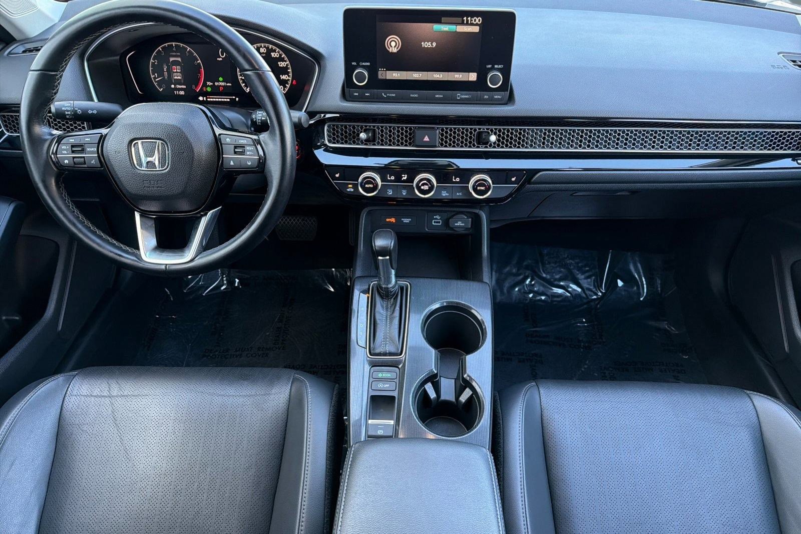 2023 Honda Civic EX-L Hatchback photo 4