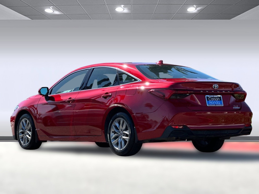 Used 2022 Toyota Avalon Hybrid Hybrid XLE Sedan