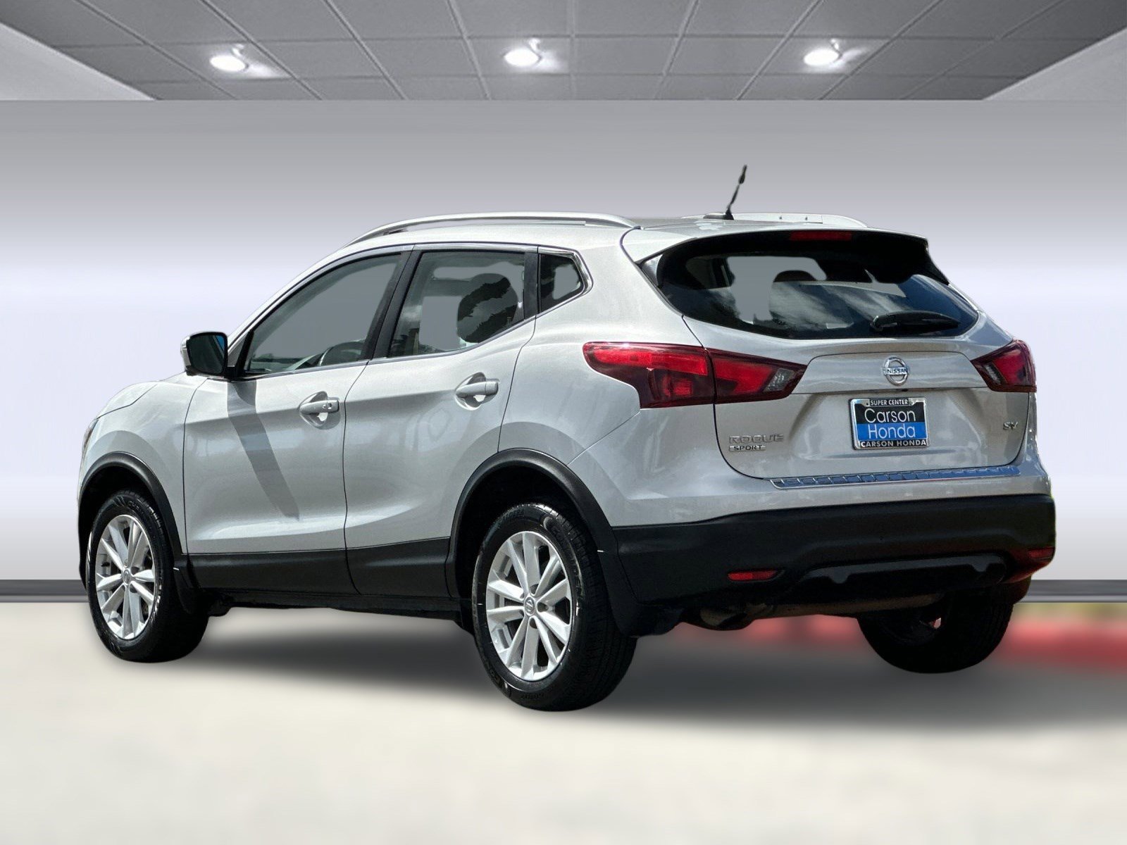 2018 Nissan Rogue Sport SV photo 3