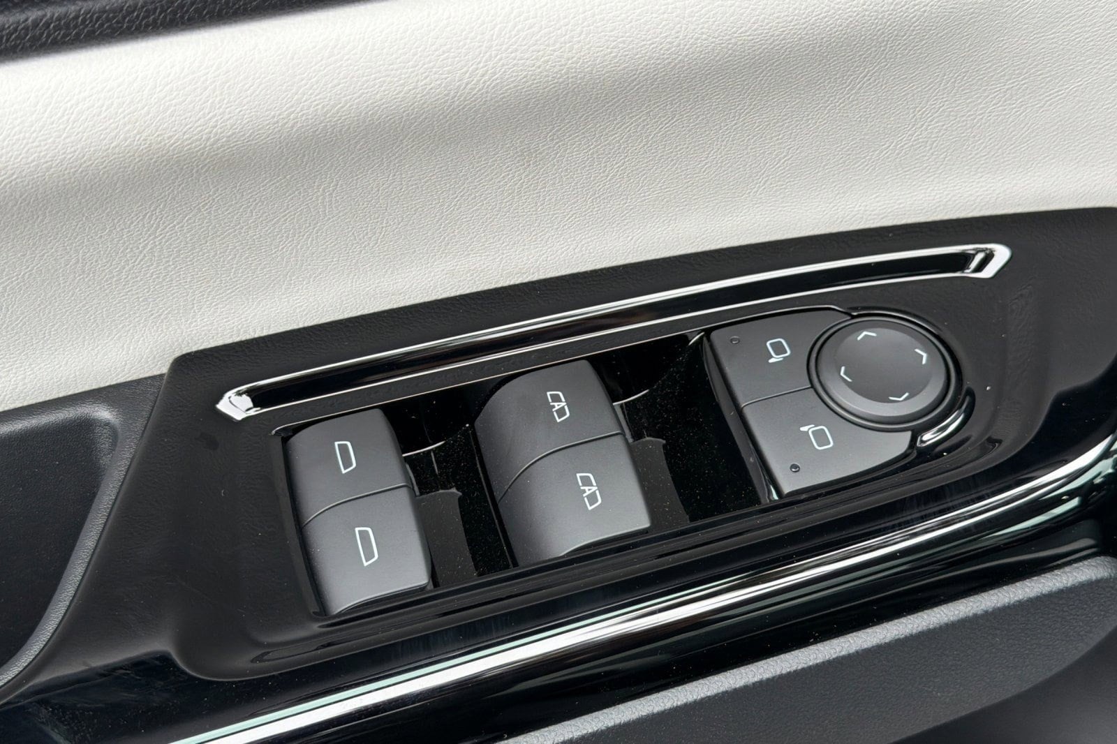 2026 Honda Prologue Touring - Photo 13