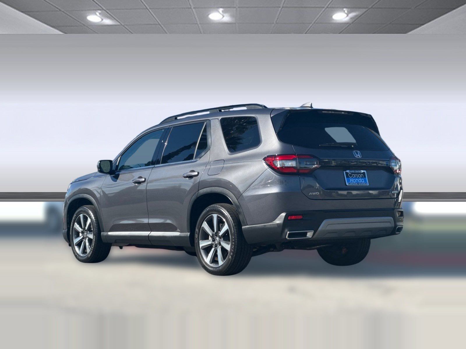 2025 Honda Pilot Touring photo 2