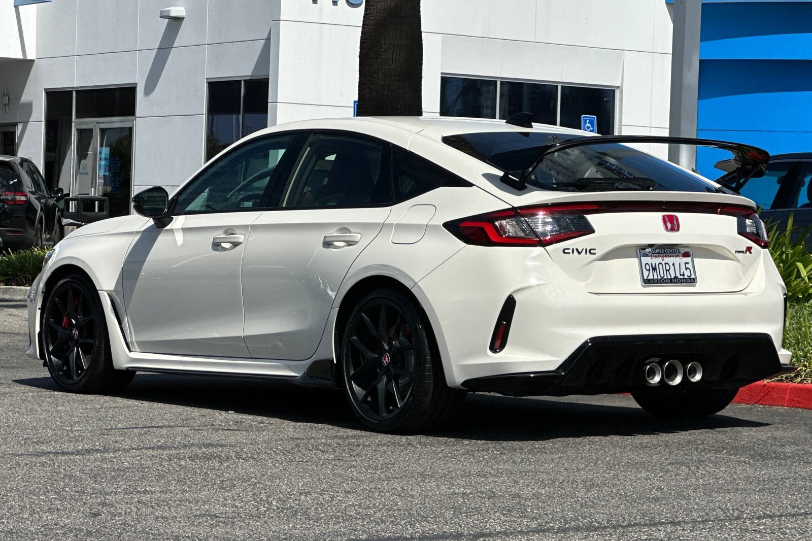 2024 Honda Civic Type R Hatchback photo 3