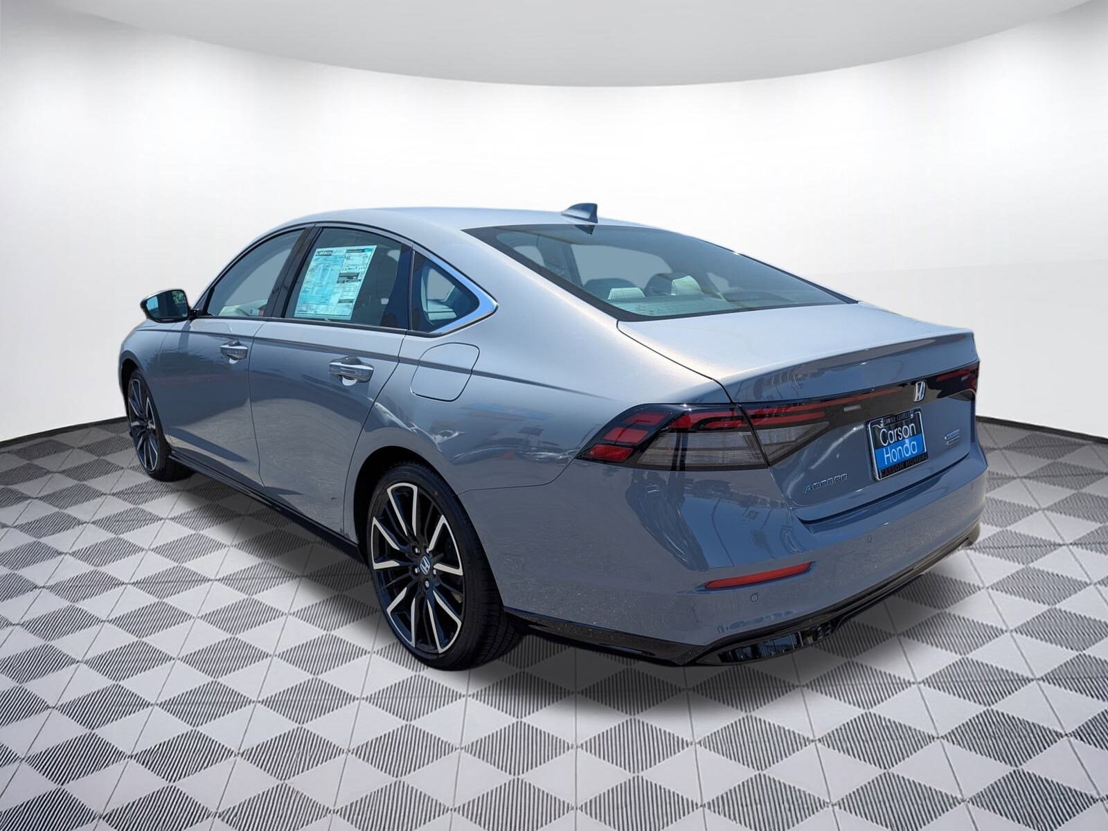 2025 Honda Accord Hybrid Touring photo 2