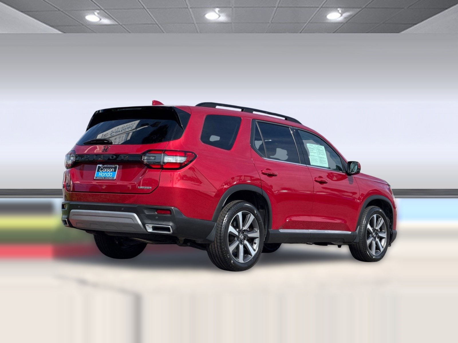 2023 Honda Pilot Touring photo 3