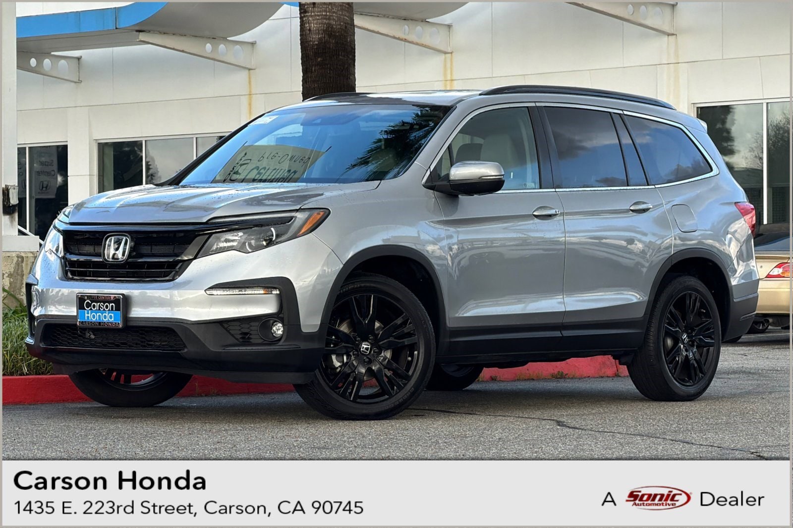 2022 Honda Pilot SE's photo