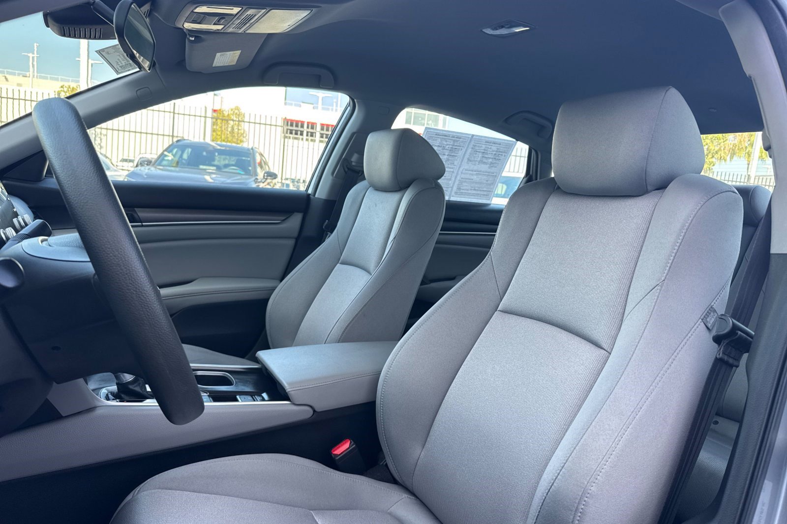 2020 Honda Accord LX photo 4