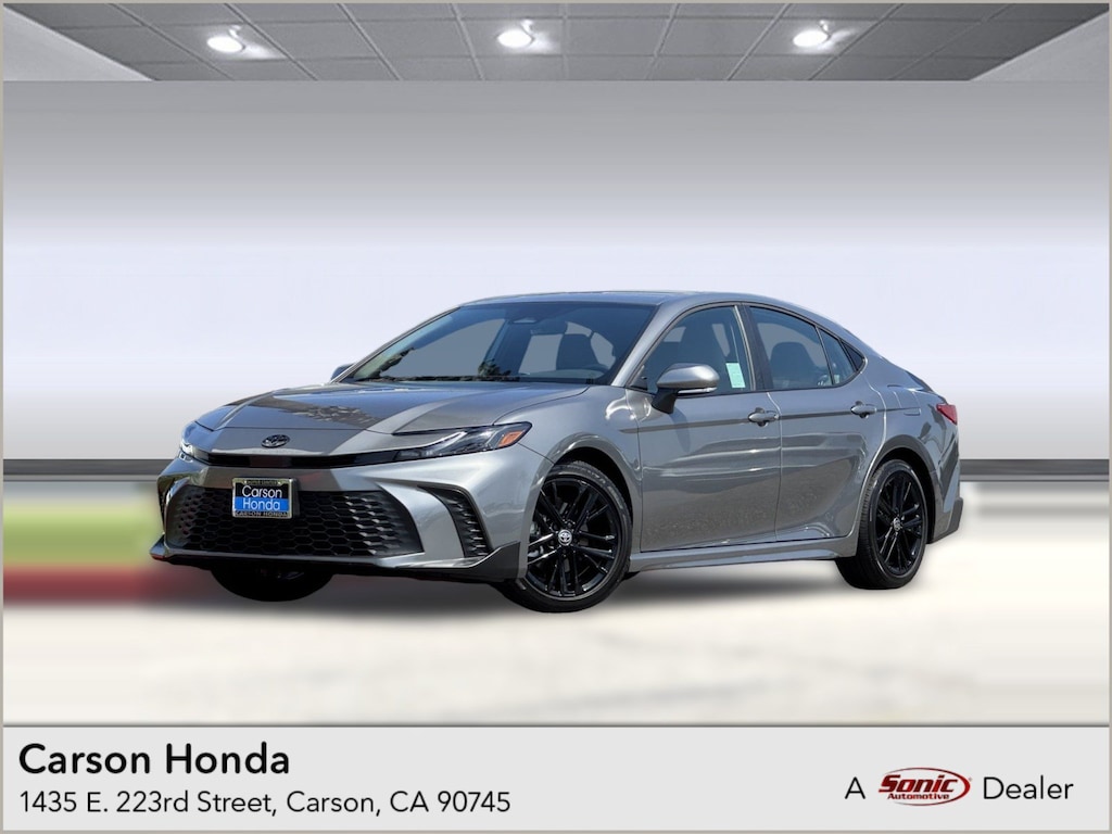 Used 2026 Toyota Camry SE Sedan