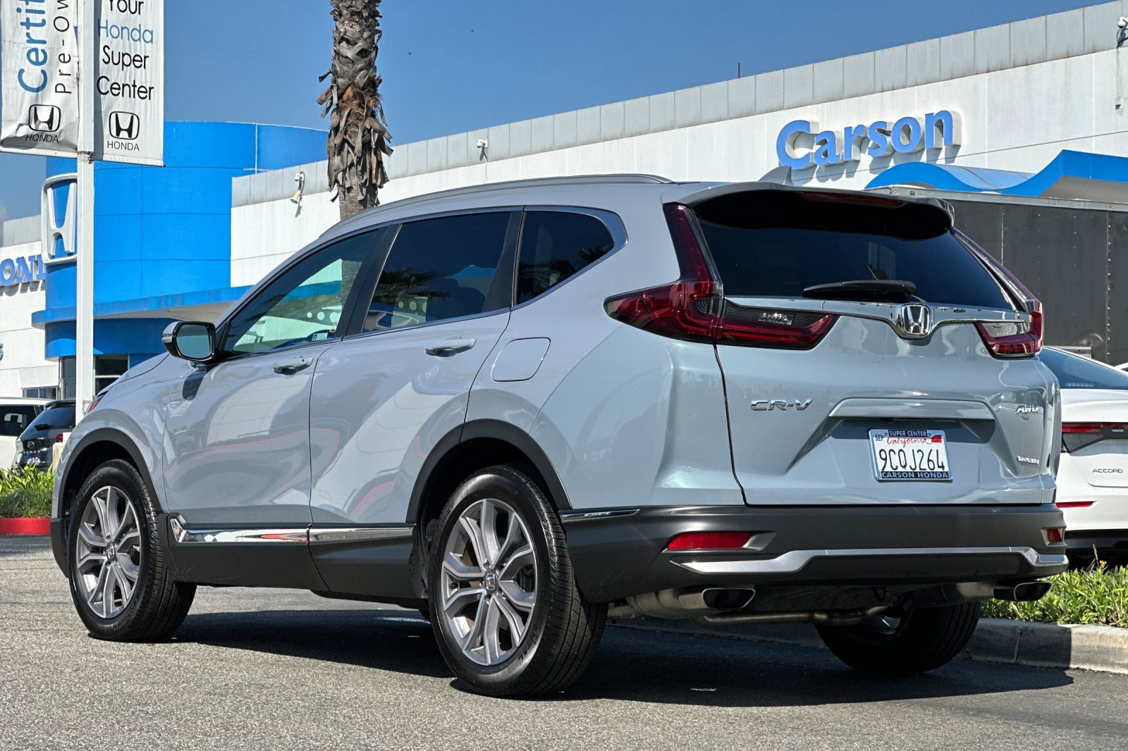 2022 Honda CR-V Touring photo 2