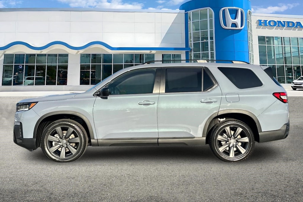 New 2026 Honda Pilot Sport SUV