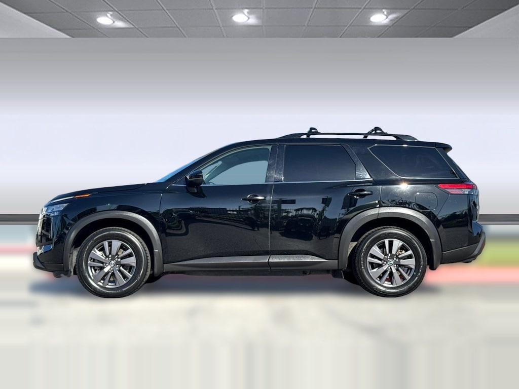 Used 2022 Nissan Pathfinder SV SUV