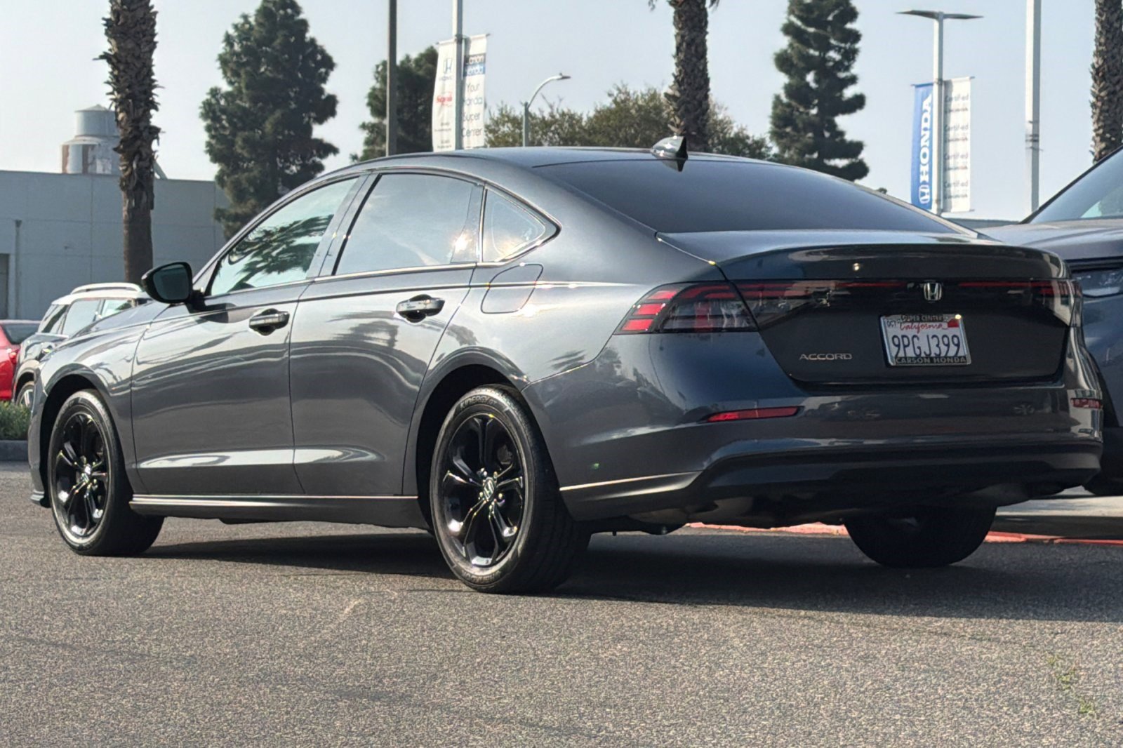 2025 Honda Accord SE photo 2