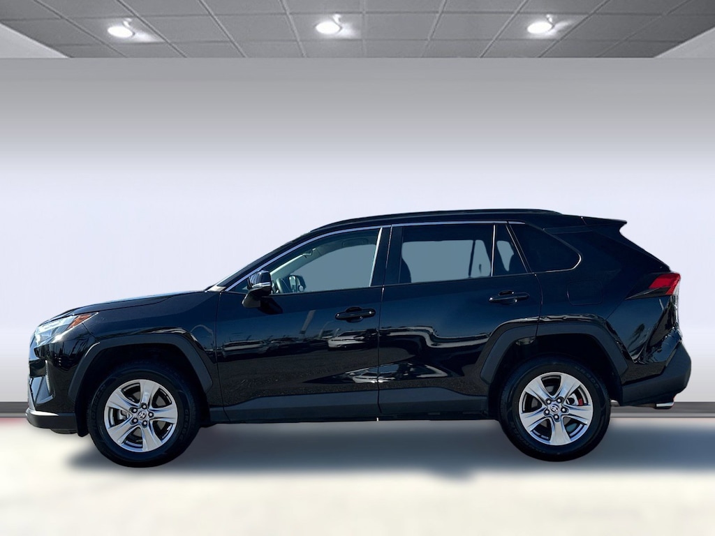 Used 2023 Toyota RAV4 XLE SUV