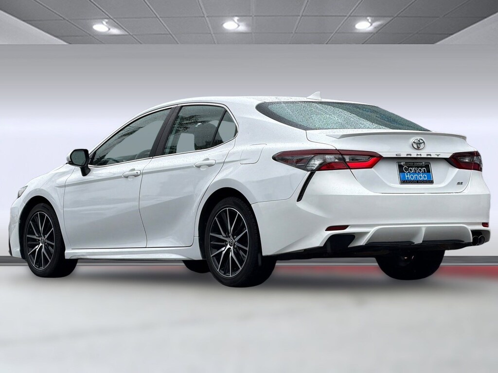 Used 2023 Toyota Camry SE Sedan