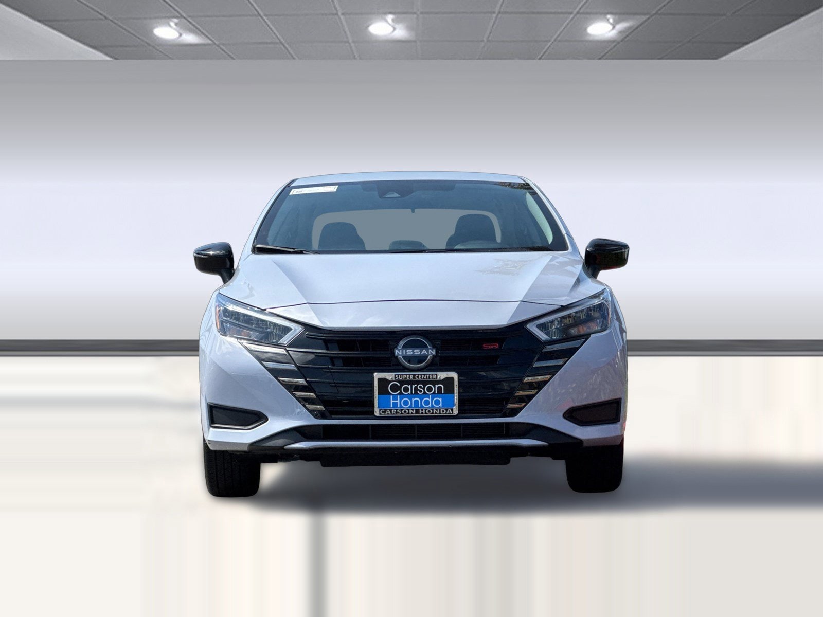 2025 Nissan Versa SR photo 4