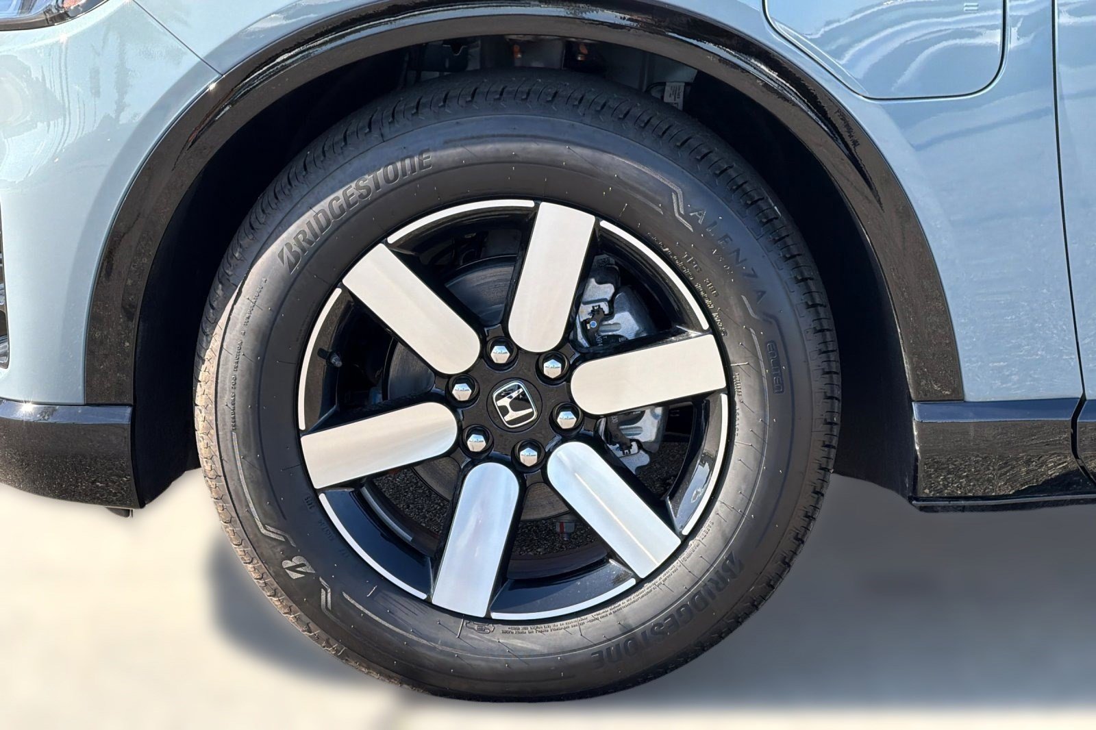 2026 Honda Prologue Touring - Photo 11