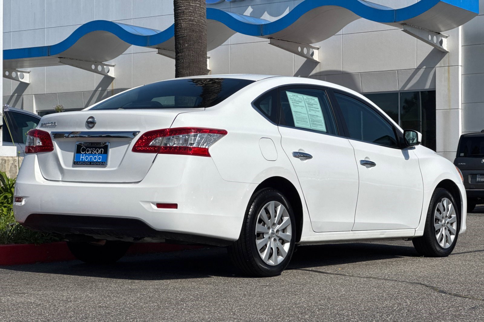 2015 Nissan Sentra S photo 3