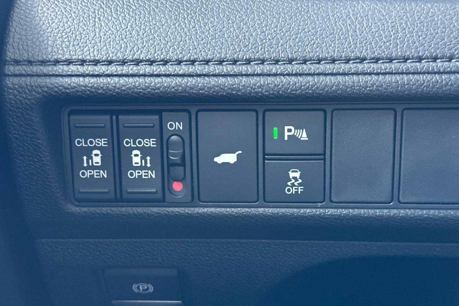 2026 Honda Odyssey Touring - Photo 32