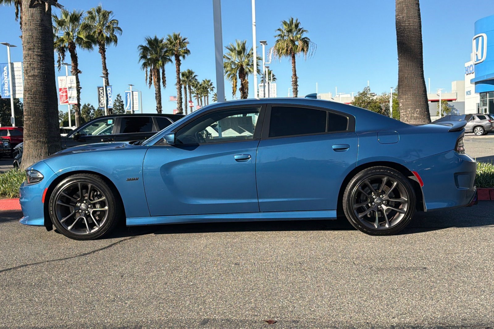 2022 Dodge Charger Scat Pack photo 2