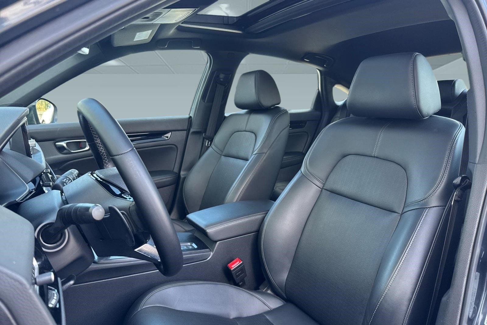 2022 Honda Civic Sport Touring photo 4