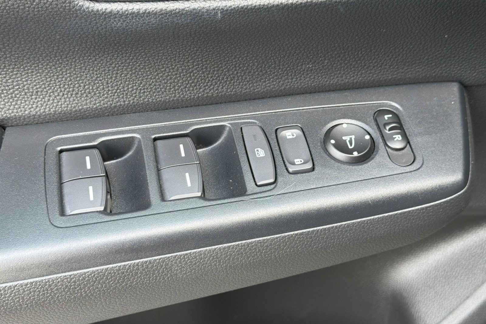 2024 Honda CR-V Sport-L - Photo 14