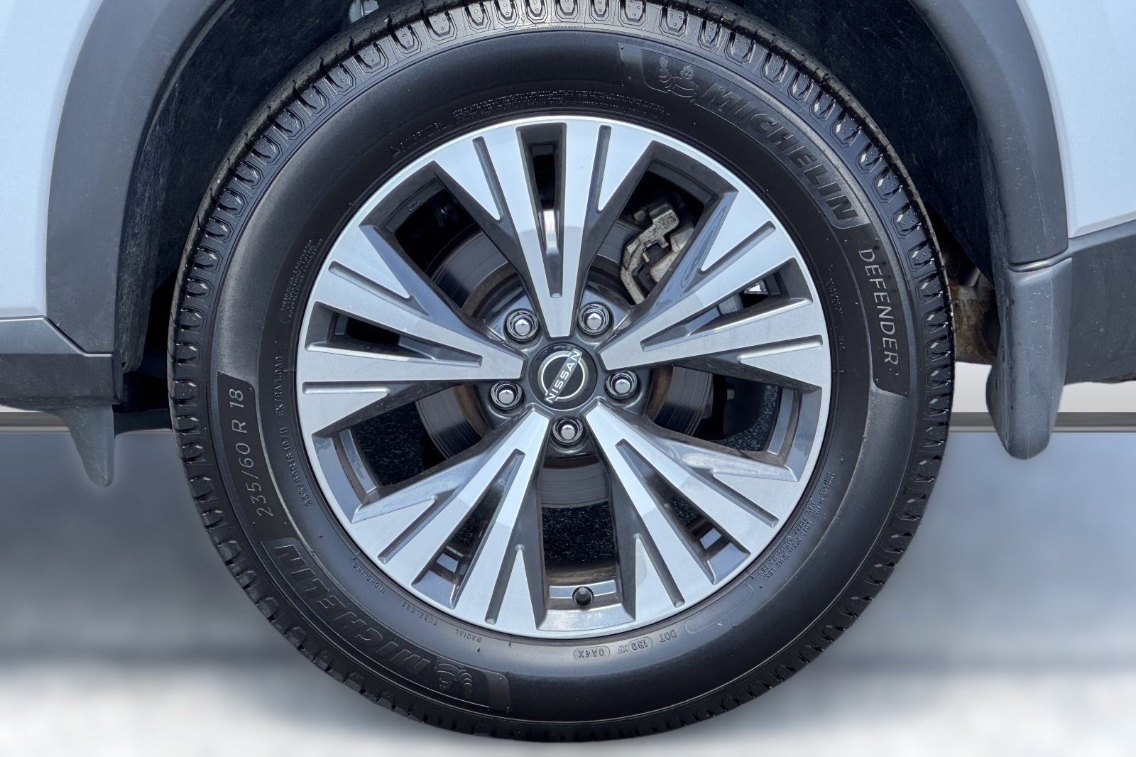2023 Nissan Rogue SV - Photo 13