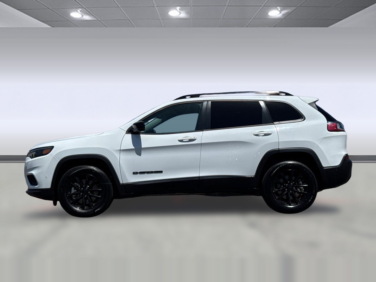 Used 2023 Jeep Cherokee Altitude Lux with VIN 1C4PJMMB7PD108181 for sale in Carson, CA