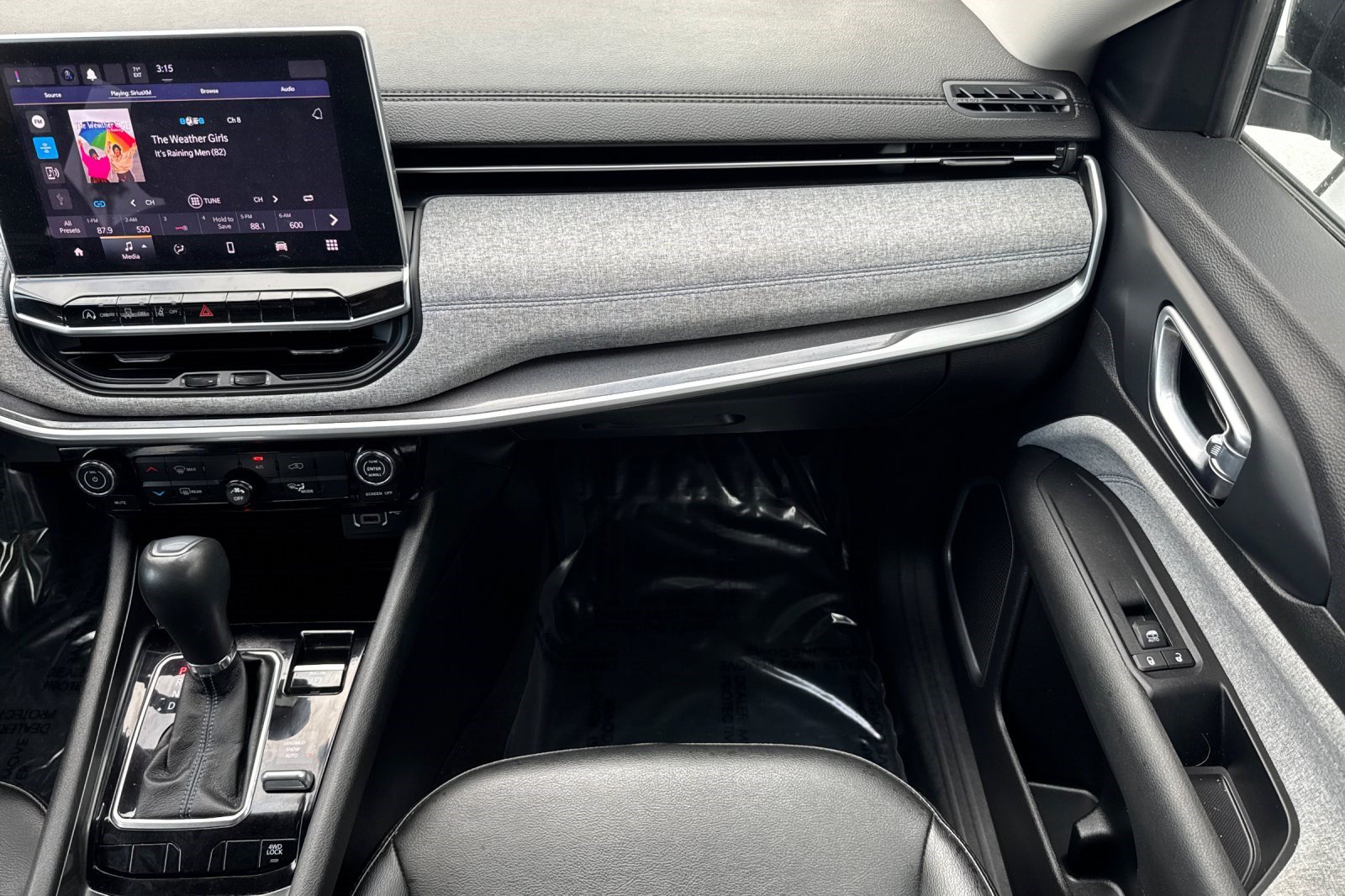 2022 Jeep Compass Latitude - Photo 31